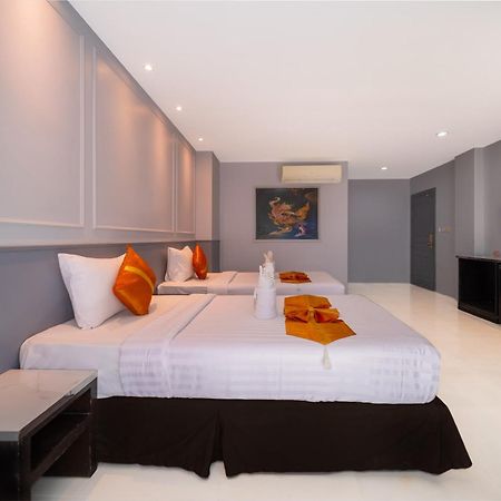 Fundee Boutique Hotel Patong Exteriör bild