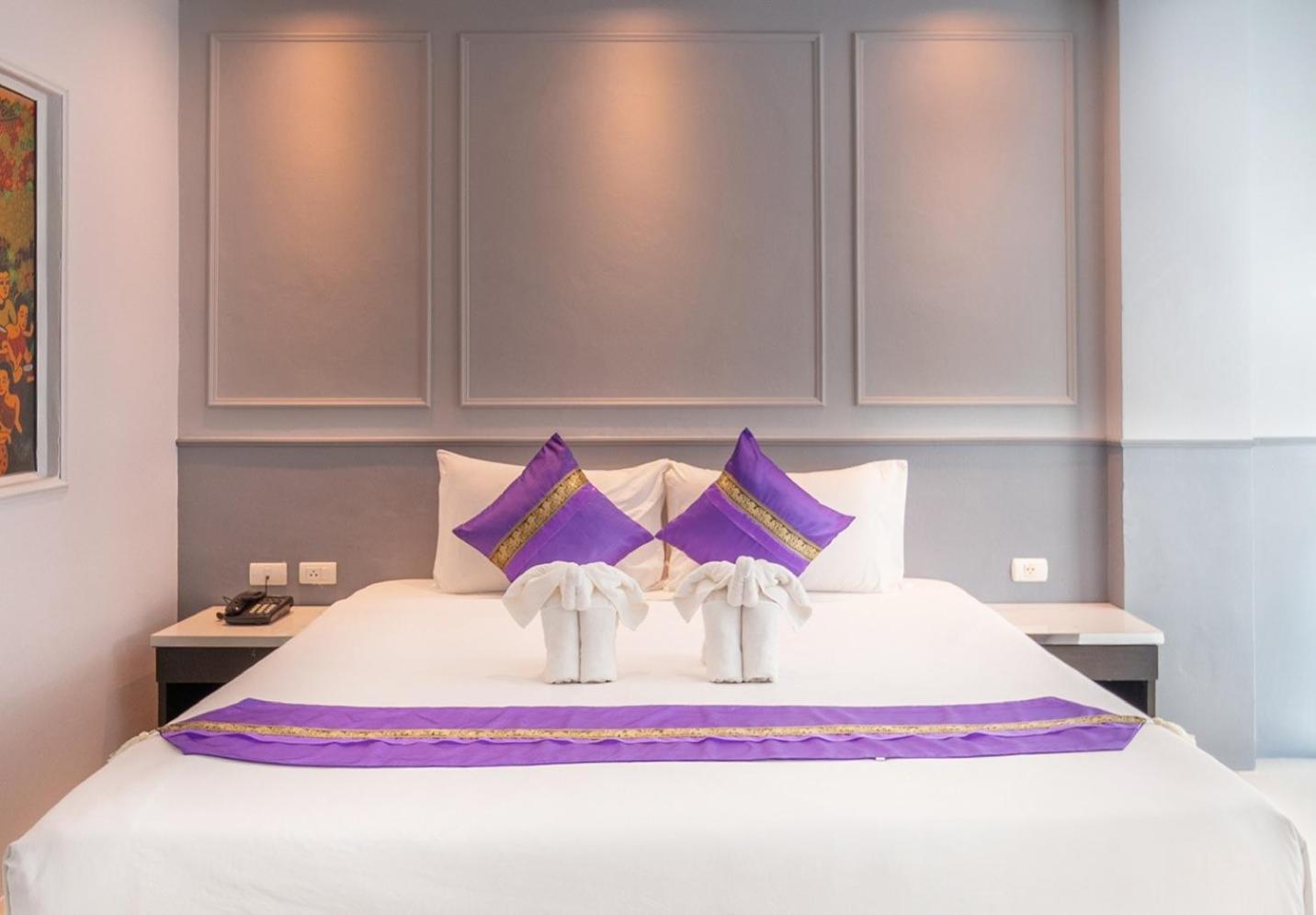 Fundee Boutique Hotel Patong Exteriör bild