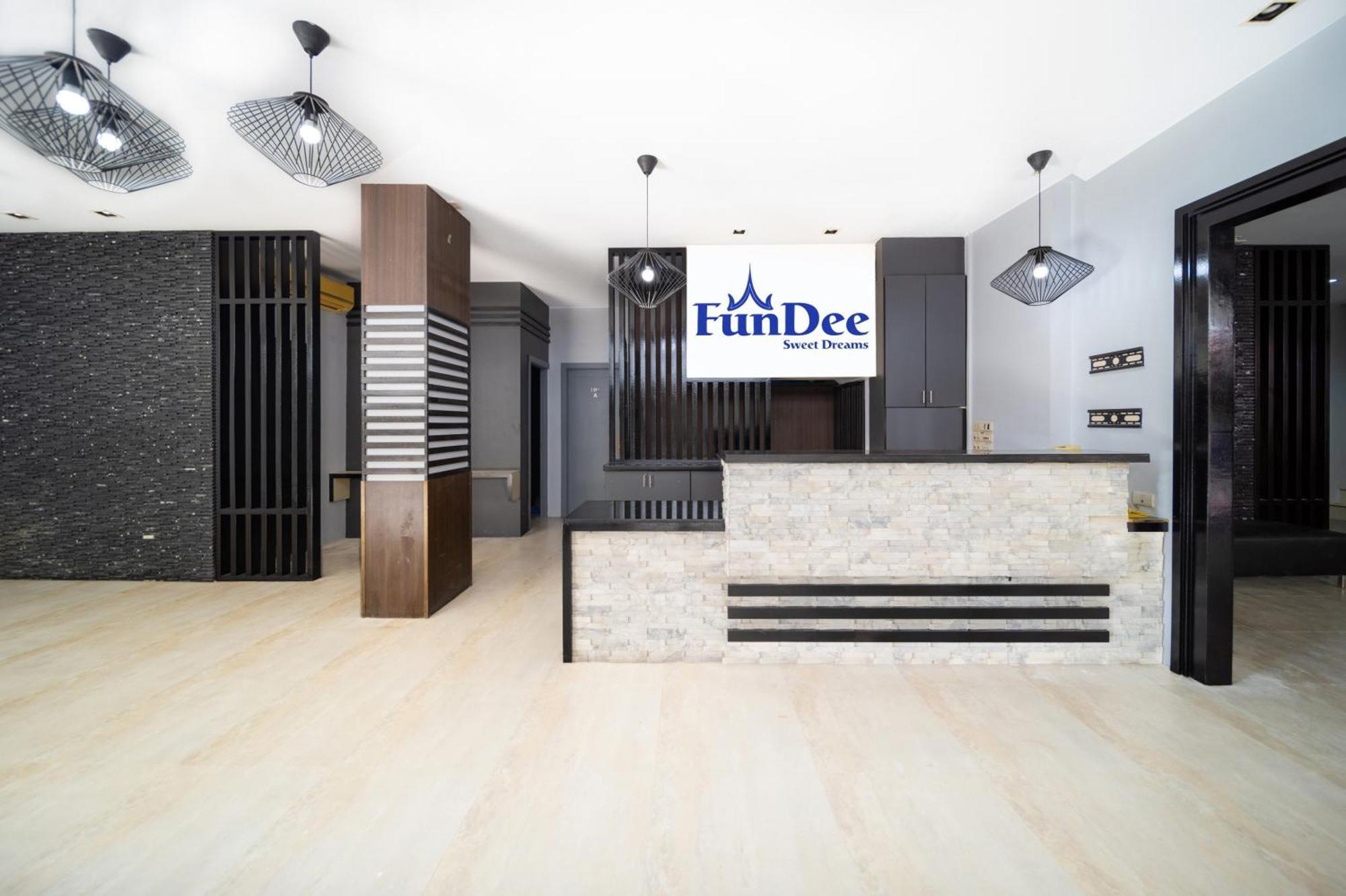 Fundee Boutique Hotel Patong Exteriör bild