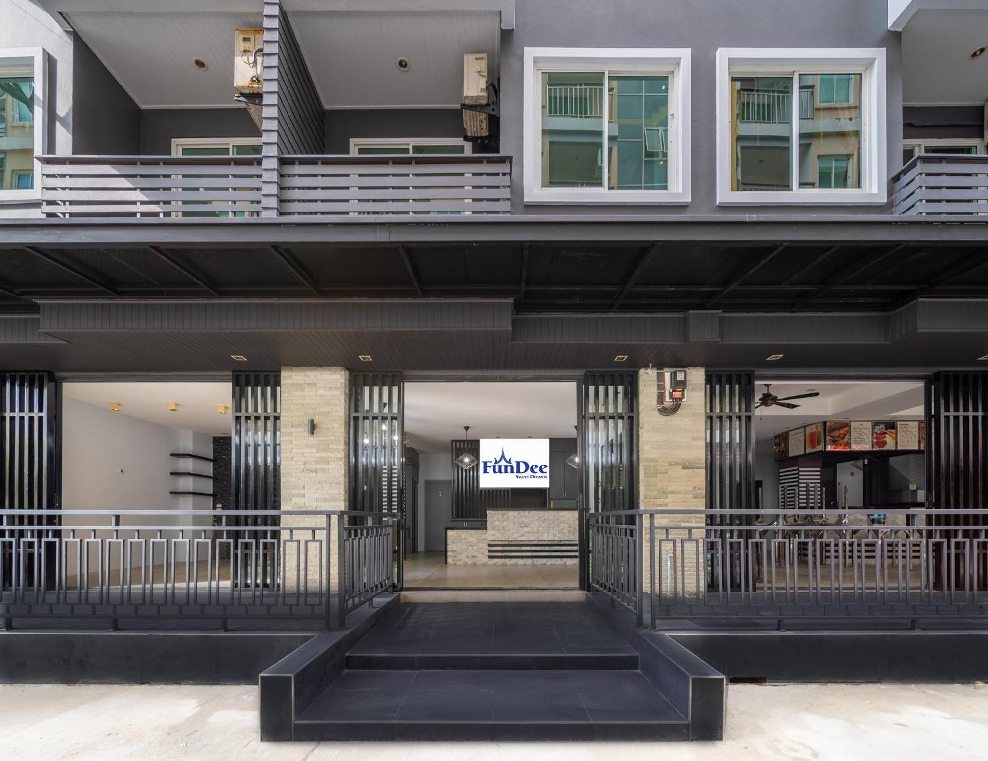 Fundee Boutique Hotel Patong Exteriör bild