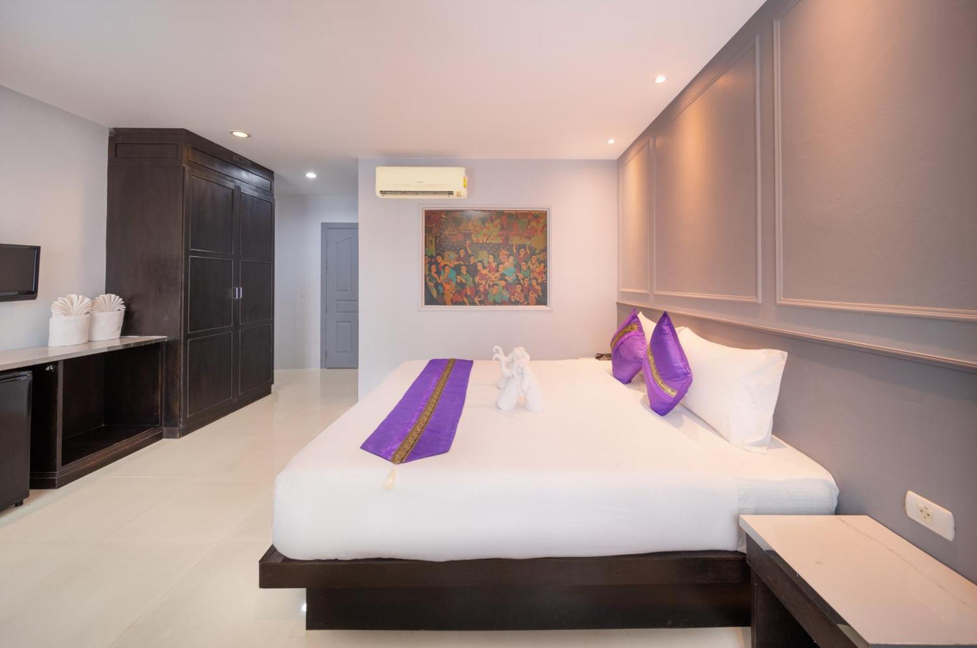Fundee Boutique Hotel Patong Exteriör bild