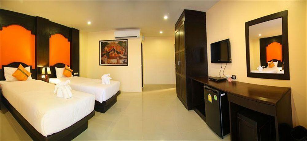 Fundee Boutique Hotel Patong Exteriör bild