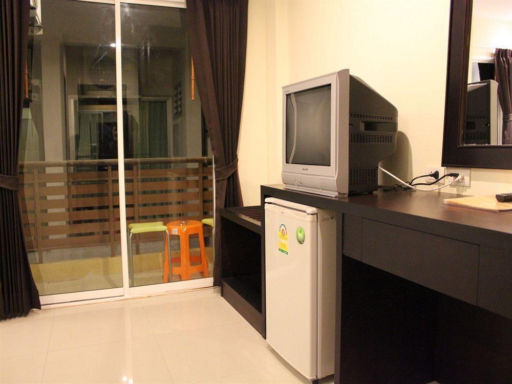 Fundee Boutique Hotel Patong Exteriör bild
