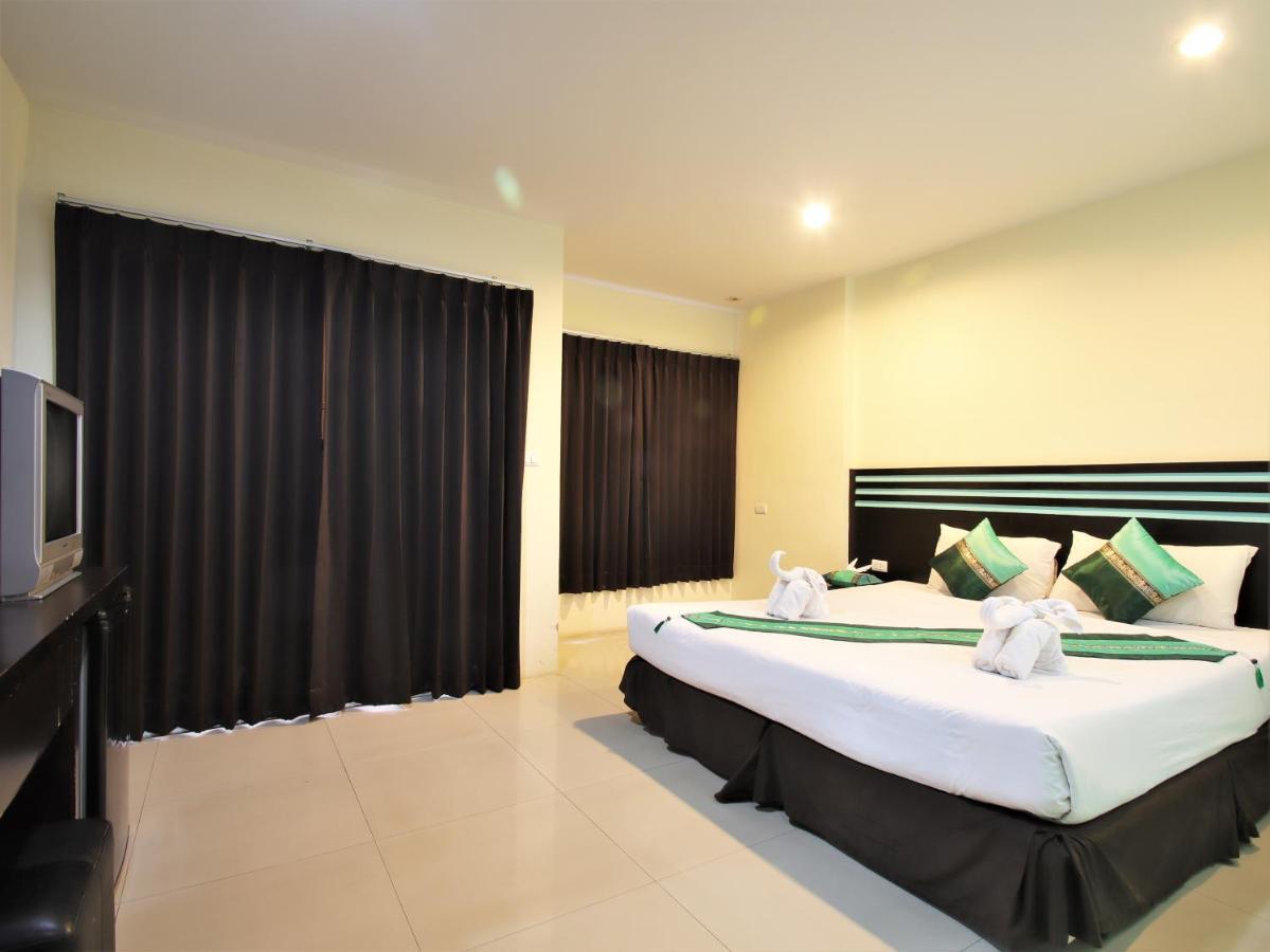 Fundee Boutique Hotel Patong Exteriör bild