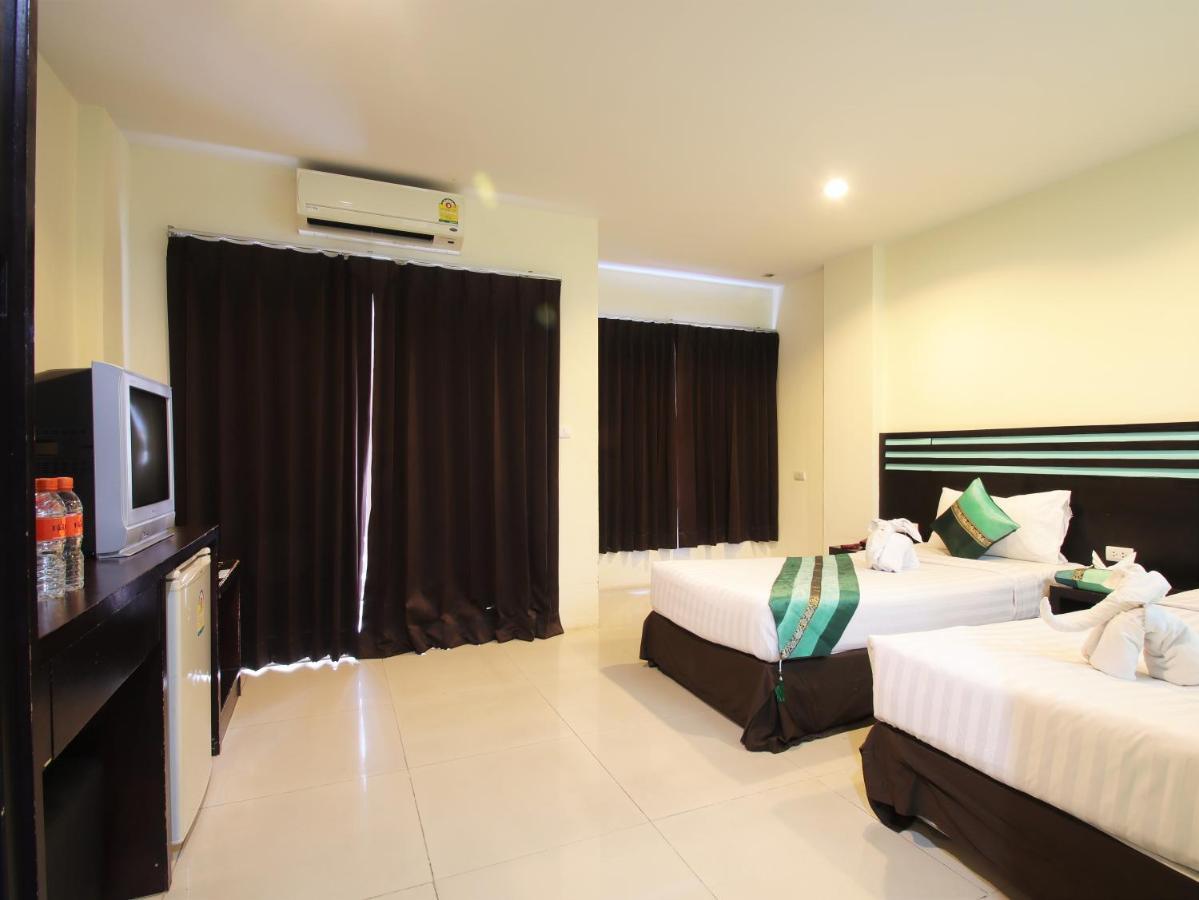 Fundee Boutique Hotel Patong Exteriör bild